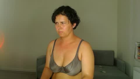 Snapshot of miradiaz chatting on 06/30/26, 07:04 Meera online show from 06/30/26, 07:04