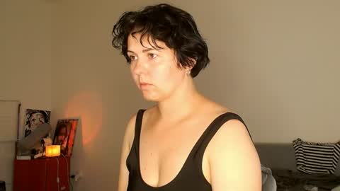 Snapshot of miradiaz chatting on 07/05/26, 09:38 Meera online show from 07/05/26, 09:38