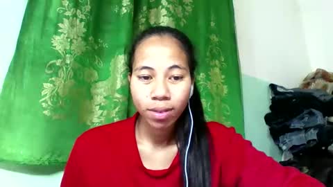 Snapshot of mirah881 chatting on 09/11/25, 06:46 mirah881 online show from 09/11/25, 06:46