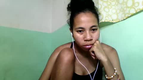 Snapshot of mirah881 chatting on 09/29/25, 06:24 mirah881 online show from 09/29/25, 06:24