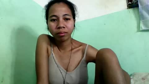 Snapshot of mirah881 chatting on 11/12/25, 04:07 mirah881 online show from 11/12/25, 04:07