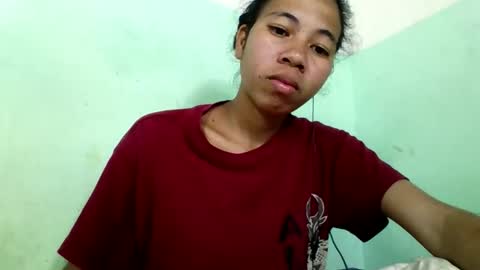 Snapshot of mirah881 chatting on 12/02/25, 04:57 mirah881 online show from 12/02/25, 04:57