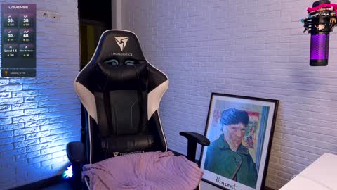 Snapshot of mirai_meow chatting on 12/10/24, 03:44 Kattie Kate Katana Katarina Ri Cat baby bb - your choise xo xo online show from 12/10/24, 03:44