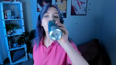 Miraii Akki online show from 05/27/26, 07:27