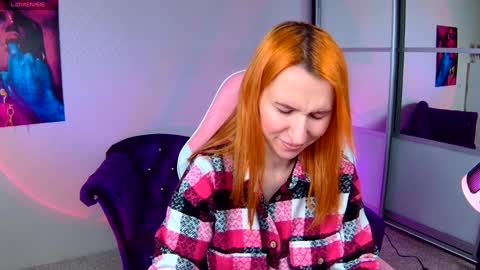 Snapshot of miralush chatting on 01/30/25, 06:35 Mira online show from 01/30/25, 06:35