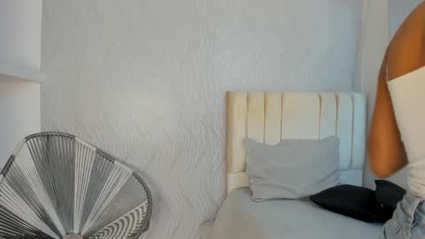 Miranda online show from 02/23/25, 12:16