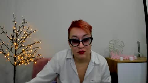 Snapshot of mirandagill chatting on 02/21/25, 08:40 mirandagill online show from 02/21/25, 08:40