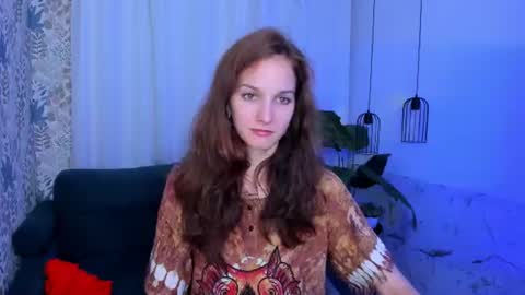Snapshot of mirandaglow chatting on 07/15/26, 05:45 Miranda online show from 07/15/26, 05:45