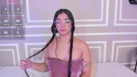 Snapshot of mirandajohnson_ chatting on 02/15/25, 05:17 Miranda online show from 02/15/25, 05:17