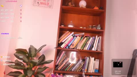 Snapshot of miranditaa chatting on 12/04/24, 08:23 MIRANDA HERNANDEZ online show from 12/04/24, 08:23