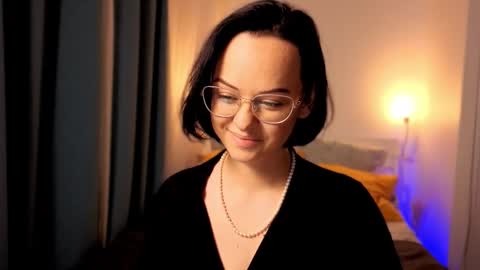 Snapshot of miraskyy chatting on 09/26/25, 03:49 MiraSkyy online show from 09/26/25, 03:49