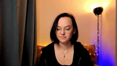 Snapshot of miraskyy chatting on 11/02/25, 05:26 MiraSkyy online show from 11/02/25, 05:26