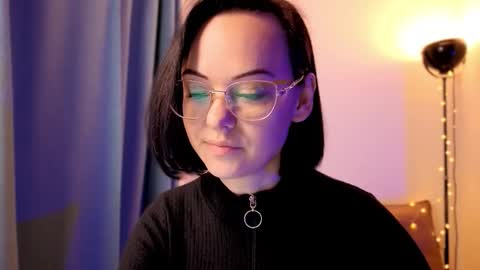 Snapshot of miraskyy chatting on 11/20/25, 04:29 MiraSkyy online show from 11/20/25, 04:29