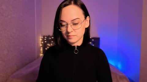 Snapshot of miraskyy chatting on 01/11/26, 10:04 MiraSkyy online show from 01/11/26, 10:04