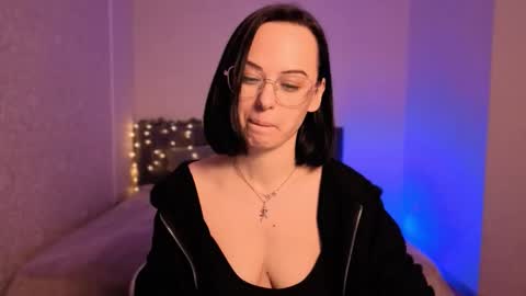 Snapshot of miraskyy chatting on 01/13/26, 09:31 MiraSkyy online show from 01/13/26, 09:31