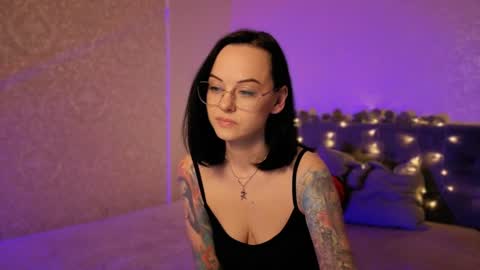 MiraSkyy online show from 04/08/26, 05:24