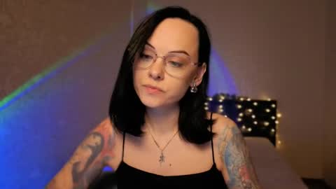 MiraSkyy online show from 05/17/26, 07:43