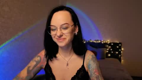 MiraSkyy online show from 05/18/26, 07:31