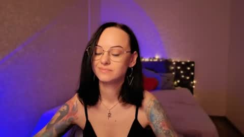 MiraSkyy online show from 06/09/26, 03:01