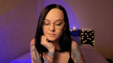 MiraSkyy online show from 06/14/26, 04:42