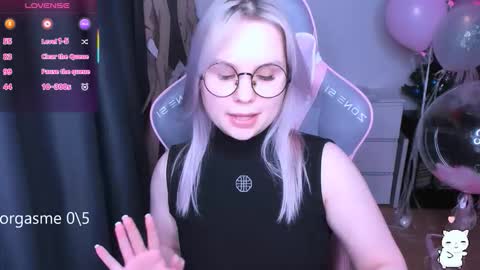 Kira online show from 02/13/26, 01:01