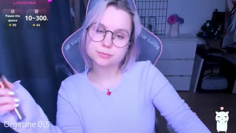 Kira online show from 03/09/26, 06:12