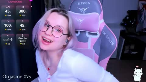 Kira online show from 03/14/26, 04:45