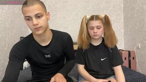 mirelcouple online show from 05/26/26, 10:00