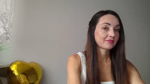 Snapshot of mirelisse chatting on 07/26/26, 04:03 Christina online show from 07/26/26, 04:03