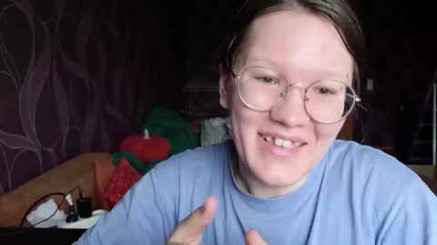 Snapshot of miriamor chatting on 10/27/25, 08:07 Mira online show from 10/27/25, 08:07