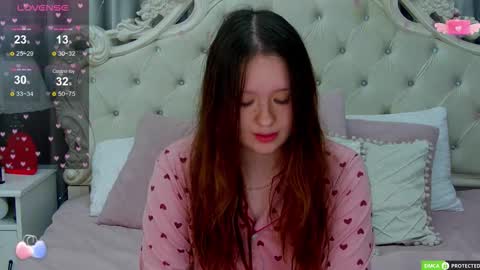 Snapshot of miriamwhite chatting on 10/12/25, 03:16 Miriam WhiteF online show from 10/12/25, 03:16