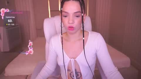 Mira online show from 12/01/25, 07:02