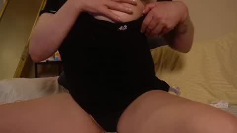 Snapshot of miriiamerotic chatting on 08/08/26, 02:19 Miriam online show from 08/08/26, 02:19