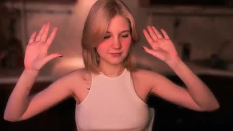 Mira online show from 11/22/25, 06:45