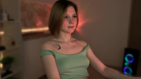 Snapshot of mirrameow chatting on 04/02/26, 08:39 Mira online show from 04/02/26, 08:39