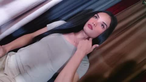 Snapshot of mis_tamara chatting on 08/09/26, 10:09 mis_tamara online show from 08/09/26, 10:09