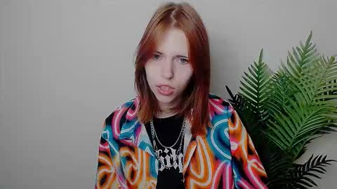 misaki_chan_ online show from 09/12/25, 10:10