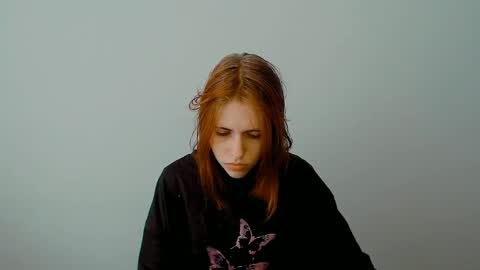 misaki_chan_ online show from 10/09/25, 10:35