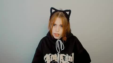 misaki_chan_ online show from 11/02/25, 05:10