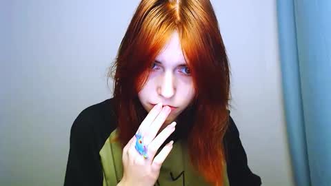 misaki_chan_ online show from 11/23/25, 07:41