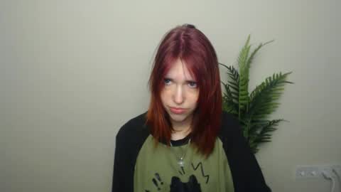 misaki_chan_ online show from 05/20/26, 09:32