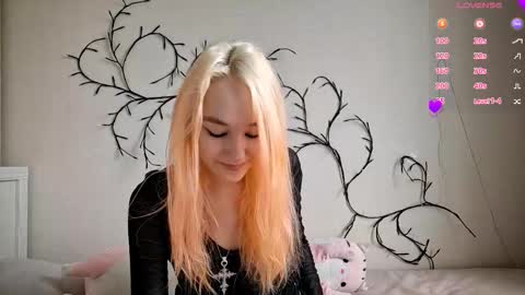 MisaMew online show from 02/24/26, 08:12