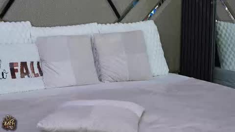 MishaBrizo online show from 11/20/25, 05:18