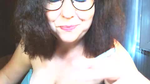 Snapshot of mishakiss34 chatting on 06/05/26, 09:48 Misha online show from 06/05/26, 09:48