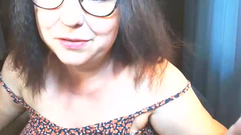 Snapshot of mishakiss34 chatting on 06/07/26, 10:19 Misha online show from 06/07/26, 10:19