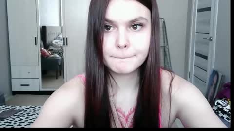 Mishel online show from 02/04/26, 10:21