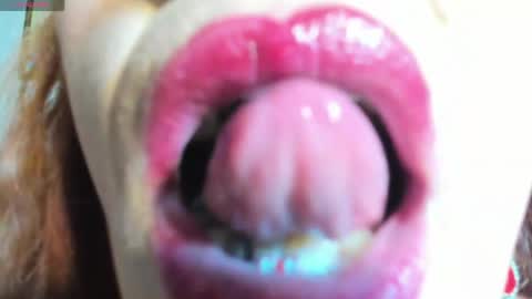 Mishell Bons online show from 05/29/26, 01:47