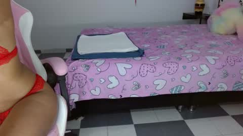 Mishka online show from 02/19/25, 04:44