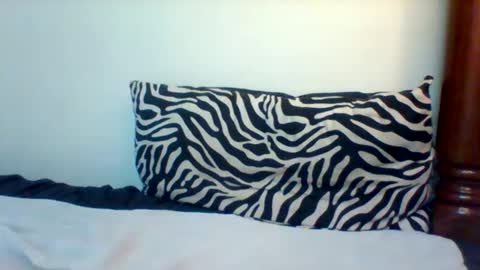 miss440 online show from 11/08/25, 04:18