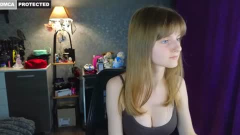 Snapshot of miss___alisa chatting on 07/20/26, 09:17 Alisa NONNUDE online show from 07/20/26, 09:17